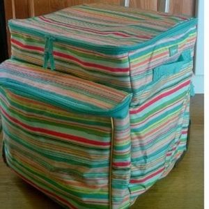 Thirty one rolling cooler